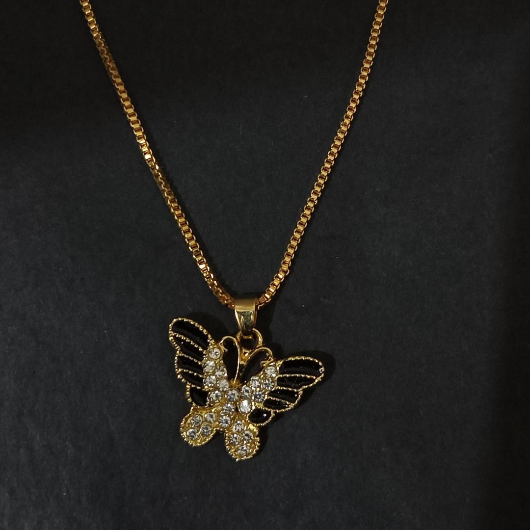 pendant stunning Jewelry